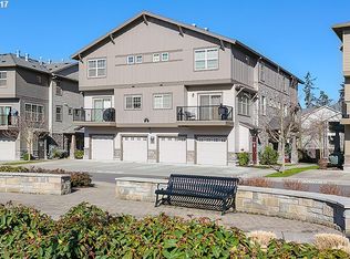7975 NE Rockne Way, Hillsboro, OR 97006