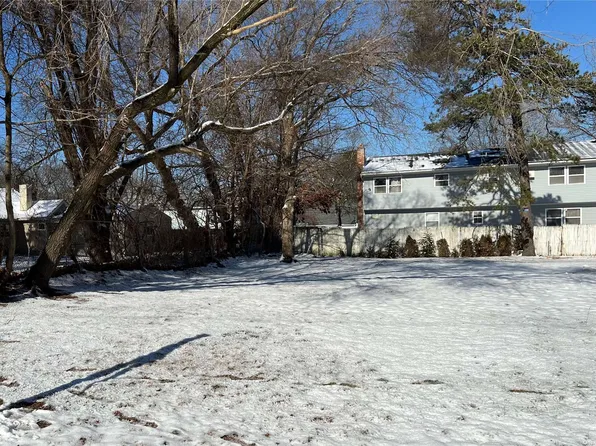 295 State Ave, Wyandanch, NY 11798