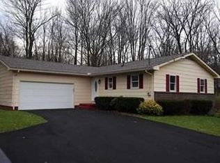 91 Lilac Dr, West Middlesex, PA 16159