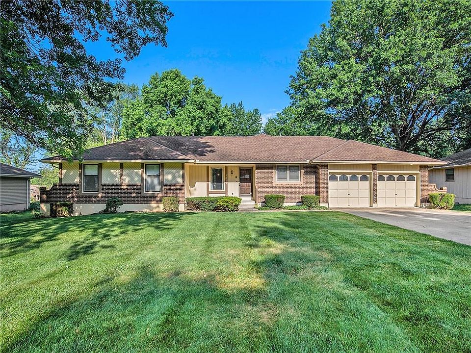 1411 SW 19th St, Blue Springs, MO 64015 Zillow