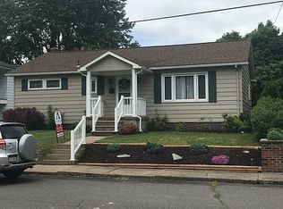 206 Smith St, Old Forge, PA 18518