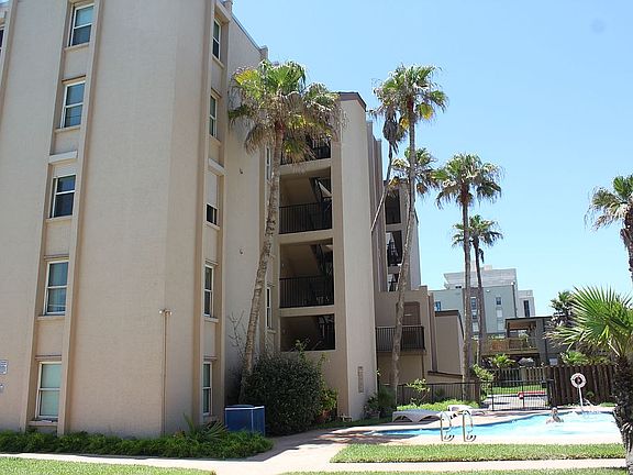 3rd image of 3400 Gulf Blvd #1-501