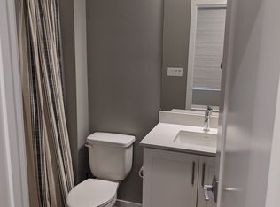 2226 Synergy, Irvine, CA 92614