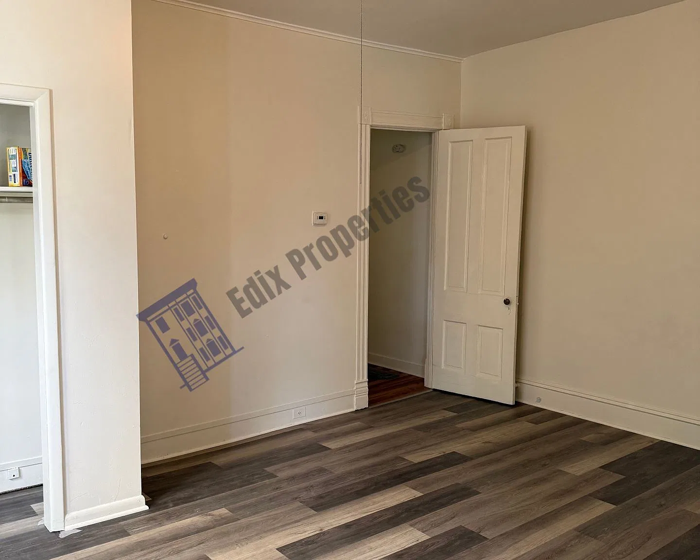 Studio Apartment with Flexible Layout All Utilities Included $800/Month — Photo 4