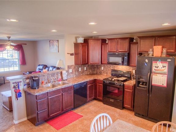5th image of 4713 Wagner Lake Dr