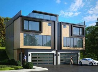 3715 London Rd #8, Duluth, MN 55804