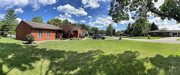2nd image of 7 Dogwood Ln