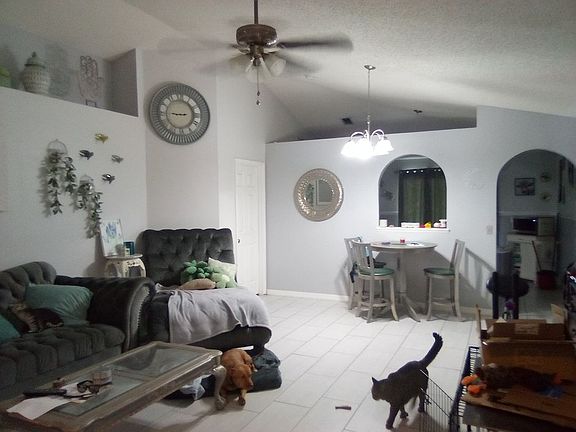 4th image of 10537 Opus Dr