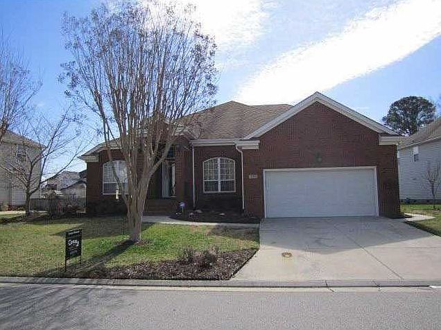 1st image of 5305 Doral Woods Ct