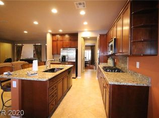 2130 Sandstone Cliffs Dr, Henderson, NV 89044