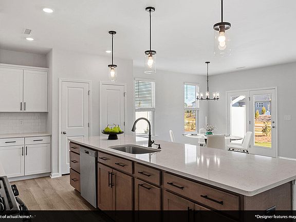 4th image of 939 Westerland Way #71