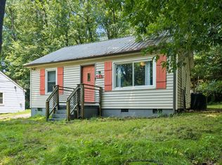 713 Woodlawn Dr, Clarksville, TN 37040
