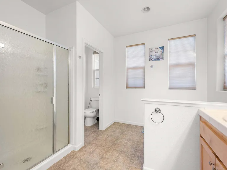 184 Barnhill Dr — Photo 24