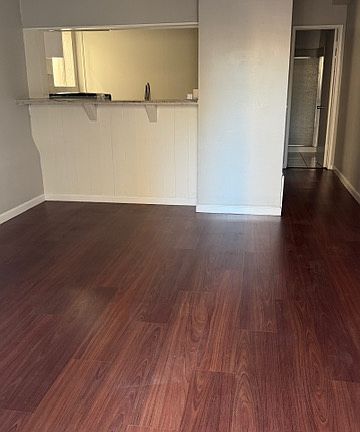 2nd image of 176 Bayview Dr