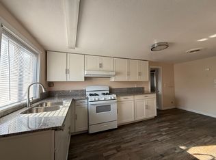 2931 W Walnut Ave #D, Visalia, CA 93277