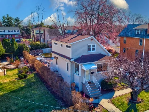 17 Kaufman Ave, Little Ferry Boro, NJ 07643