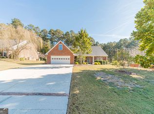 654 Huntington Trce, Winder, GA 30680