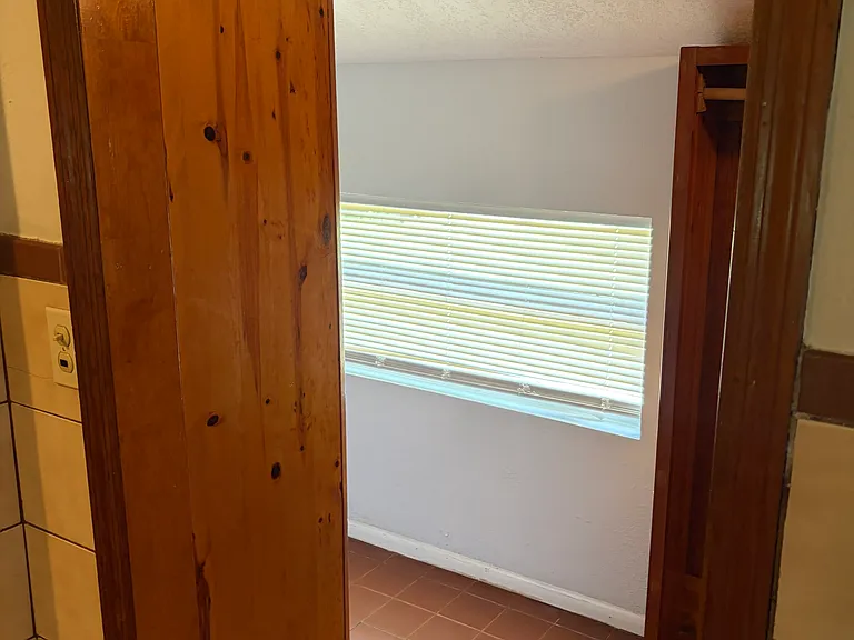 1501 W River Shore Way — Photo 17