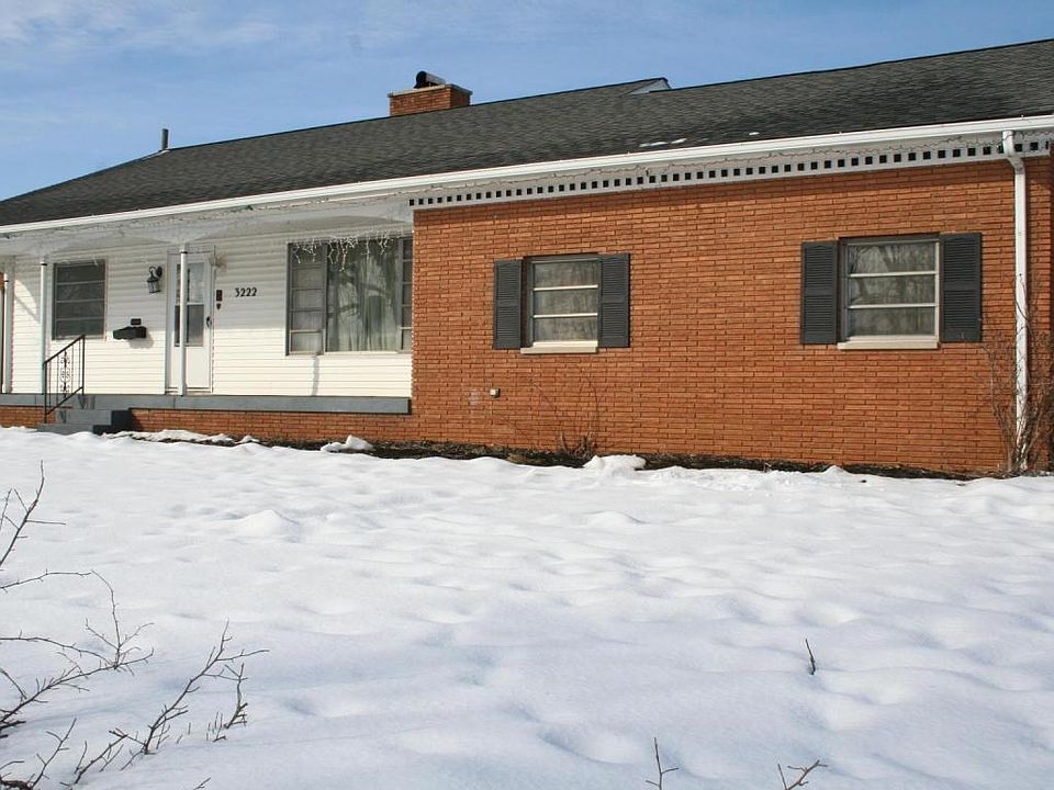 1st image of 3222 Stephen Dr S