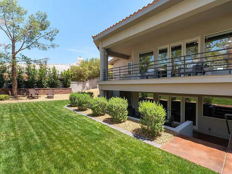 7880 Dana Point Ct — Photo 39
