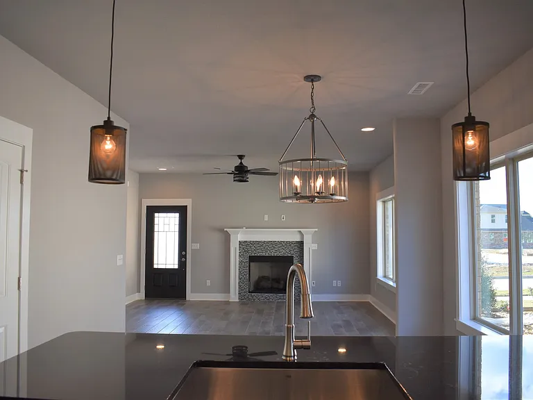 652 N Malbec Rd — Photo 9