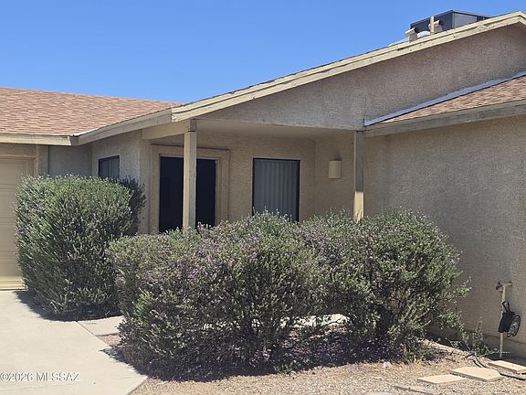 3rd image of 2109 E Pinal Vis