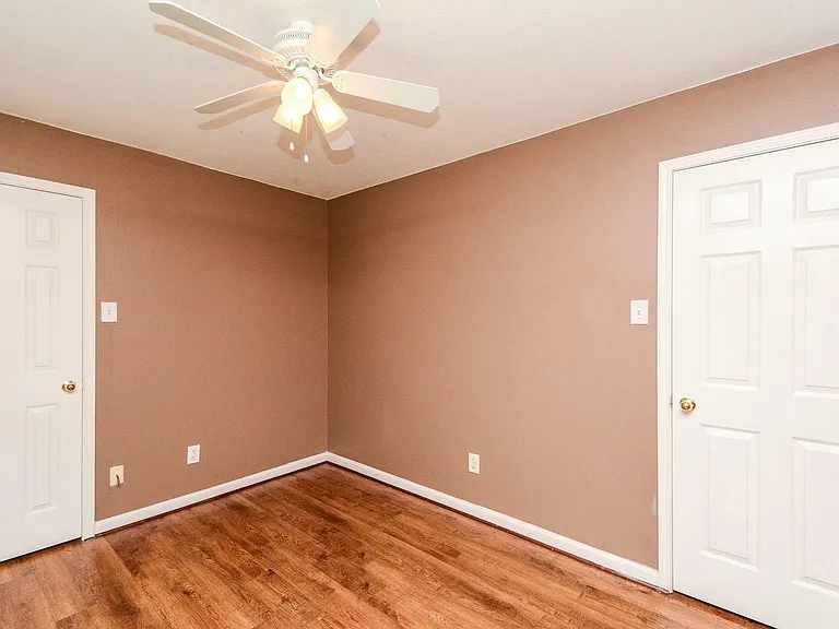 19715 Lindenfield Ct — Photo 26