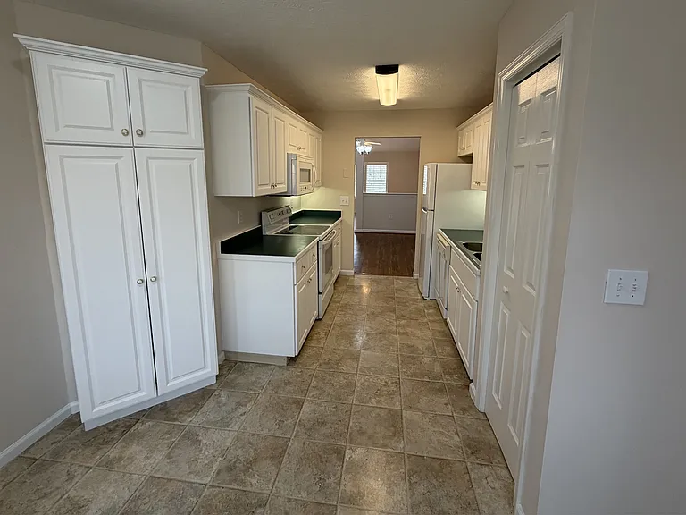 Commonwealth Senior Living at Christiansburg — Photo 24