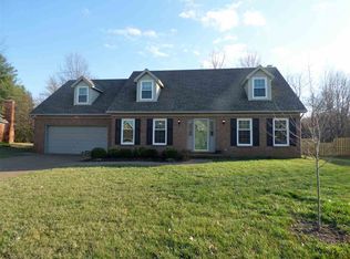 8799 Camelot Dr, Newburgh, IN 47630