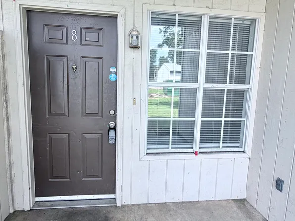 110 Summerchase Rd #8, Lexington, AL 35648