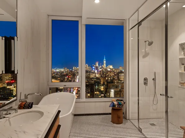 368 3rd Avenue image 14 of 33