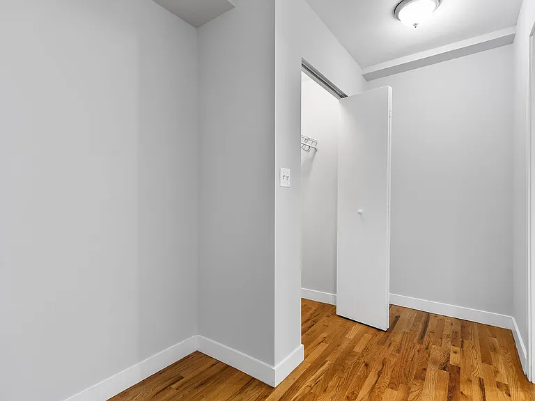 The Greenview — Photo 4
