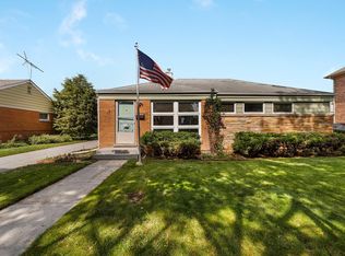 7032 Emerson St, Morton Grove, IL 60053