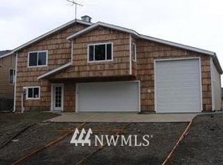 1226 Humphrey Ave, Bremerton, WA