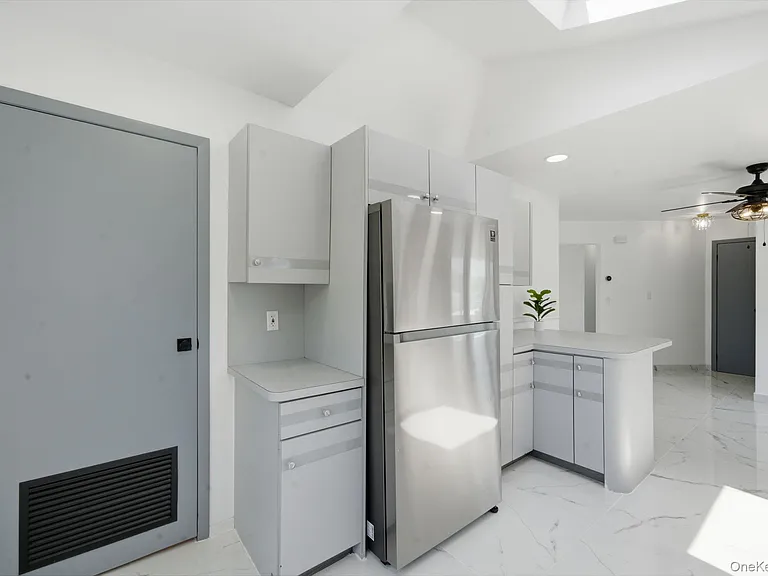 41 Pace Dr — Photo 3