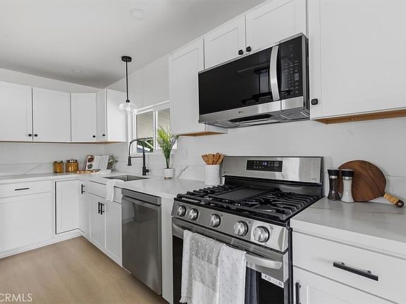 5th image of 80 Huntington St Space 701