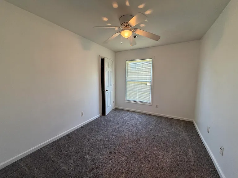 124 Miley Ave — Photo 13