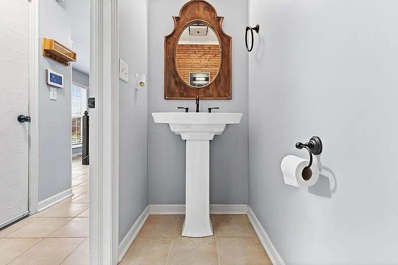 Thumbnail 13
