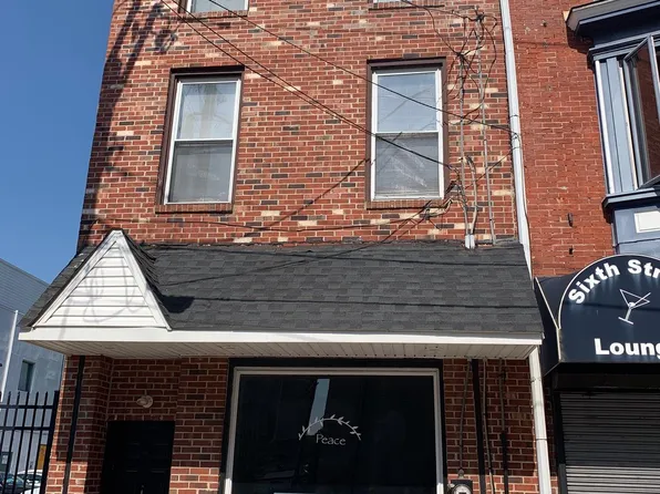 107 N 6th St, Camden, NJ 08102