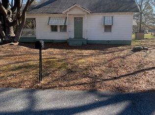124 Old Georgia Rd, Simpsonville, SC 29681