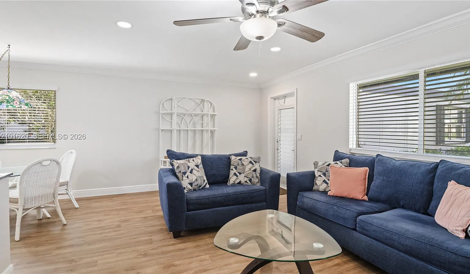Kings Point Saxony Condos — Photo 2