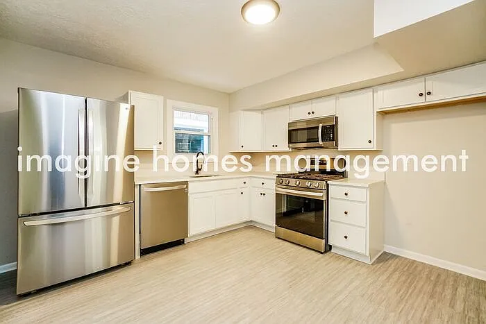51 Greenbush St — Photo 8