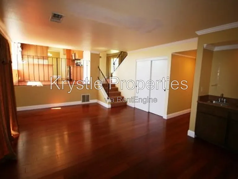 1345 Corcoran Ave — Photo 6
