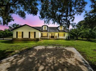 2513 N Valrico Rd, Seffner, FL 33584
