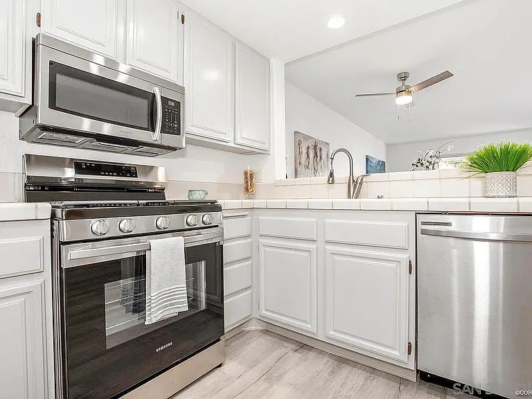 9965 Scripps Westview Way #33 — Photo 16