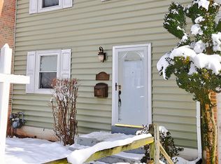 7582 Quail Run Ln, Manassas, VA 20109