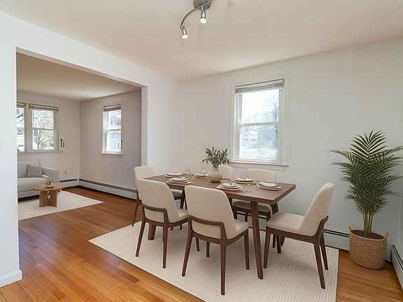 4th image of 17 Charles Rd #17