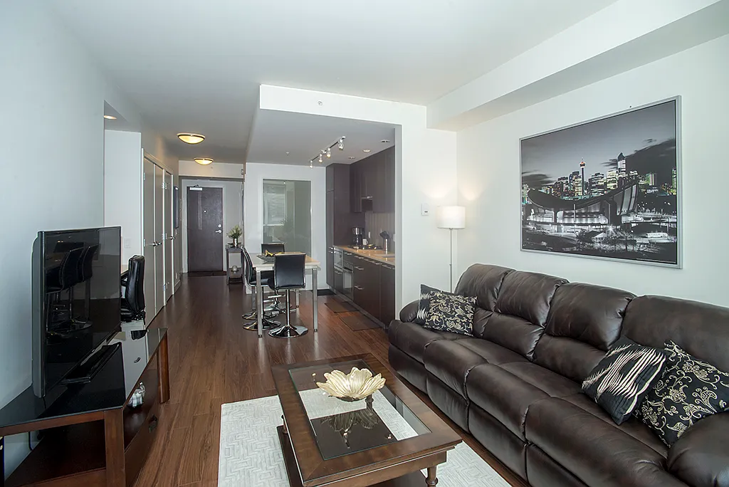 2 bed, 880 sqft, $2,900 — Photo 3