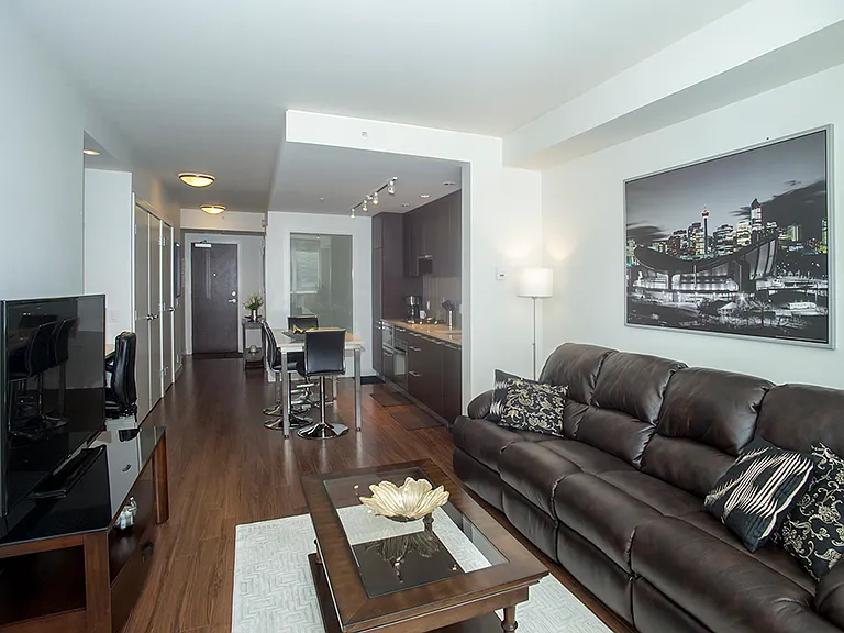222 Riverfront Ave SW #443 — Photo 3