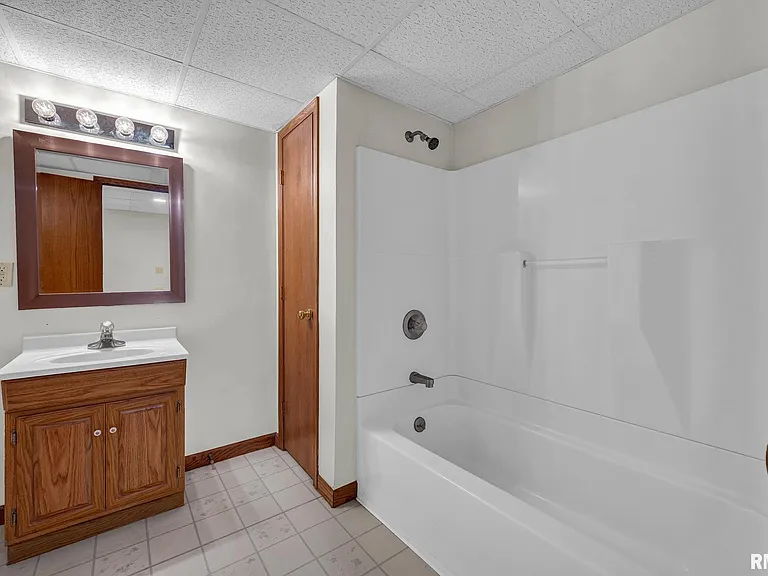 2321 W Pintura Ct — Photo 26